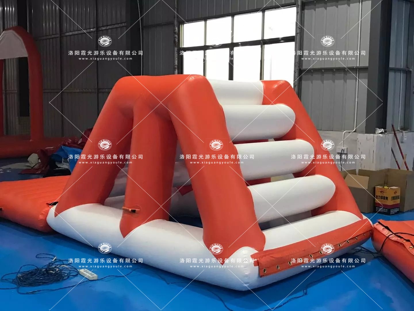 中和镇水上闯关设施